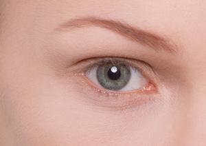 シミの相談が気軽にできる自然堂